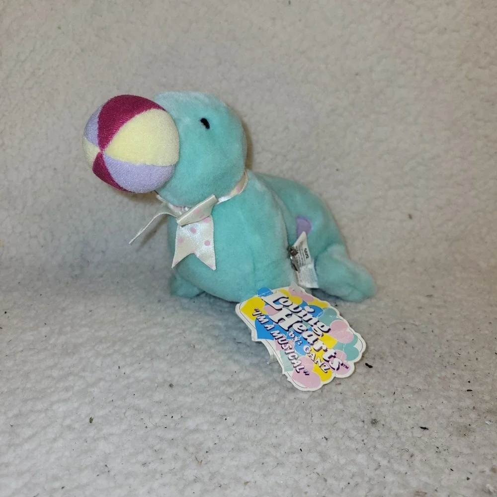 Vintage 1995 Ganz‎ Loving Hearts Silly Seal Musical Circus Stuffed Plush